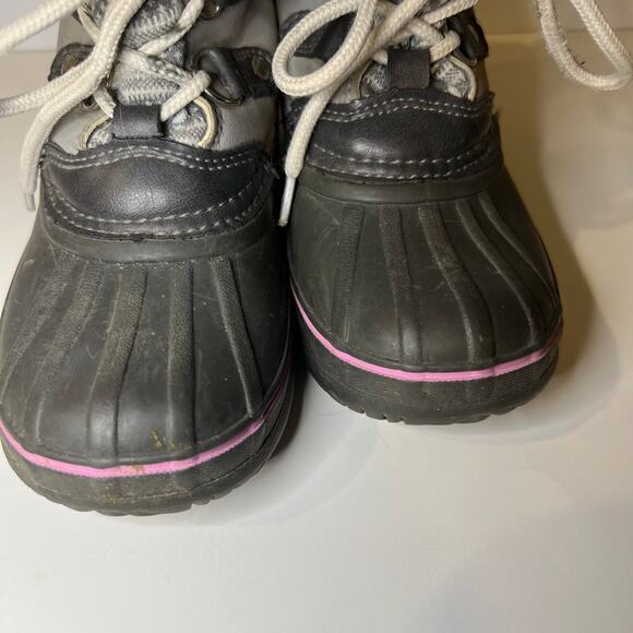 London Fog Girl’s Snow Boots Size 12 - Picture 3 of 7